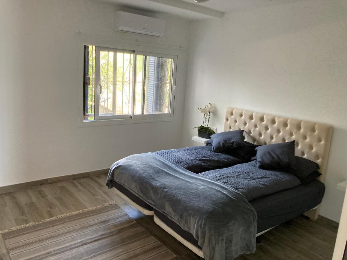Beach Side Apartments Calahonda Sitio de Calahonda المظهر الخارجي الصورة