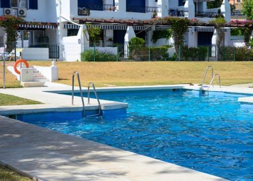 Beach Side Apartments Calahonda Sitio de Calahonda المظهر الخارجي الصورة